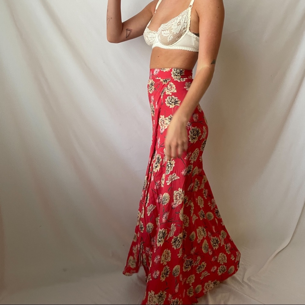 Flynn Skye | Wrap it up Skirt in Floral Fireworks - Picture 3 of 4